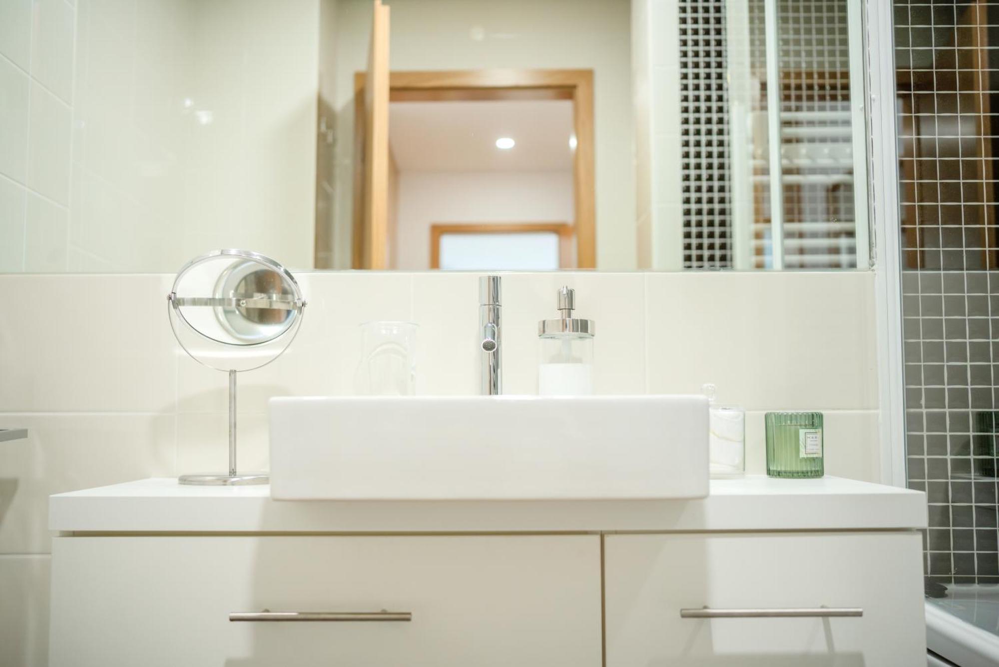 Apartamento Lux 1882 ฟิเกราดาฟอซ ภายนอก รูปภาพ